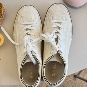 Rothy's Ivory Knit Lace-Up Sneakers
